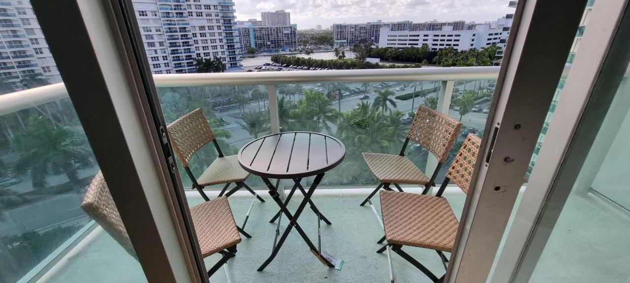 New Luxury Apartment 2Br 2Ba Direct Beach Access Hollywood Kültér fotó
